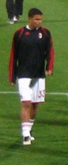 Tiểu sử cầu thủ Thiago Silva 2 Tiểu sử cầu thủ Thiago Silva 2