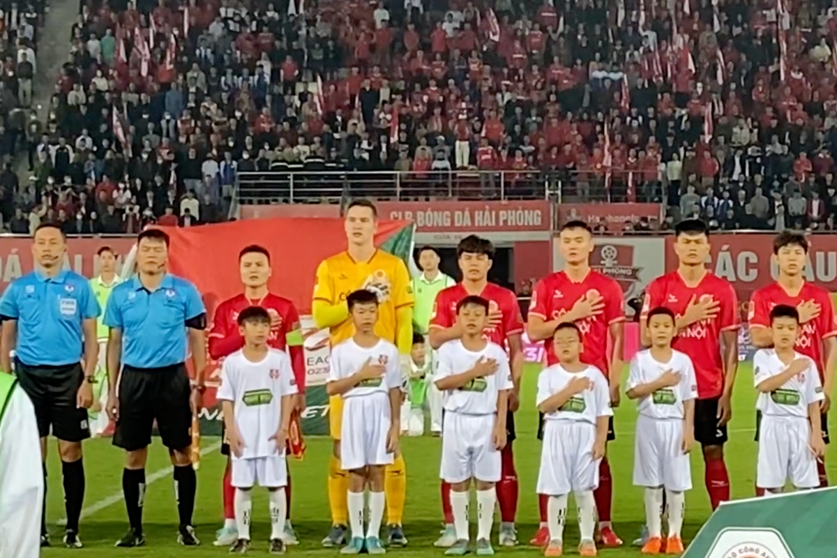 Filip Nguyễn hát Quốc ca thành thạo, sẵn sàng lên tuyển Việt Nam 1