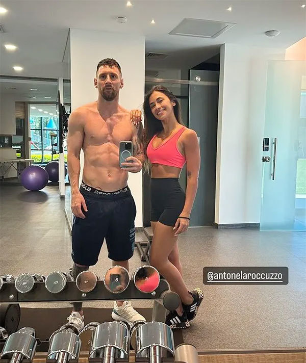Lionel Messi posted a photo of him working out at the gym with his wife in his hometown 1