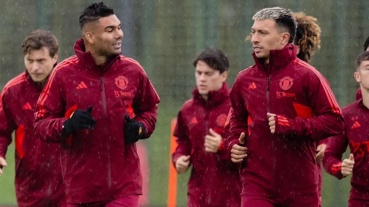 MU báo tin mừng về Lisandro Martinez 1