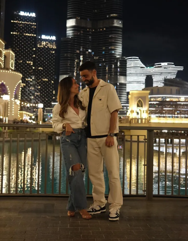 Dàn WAGs MU lộng lẫy ở Dubai 5