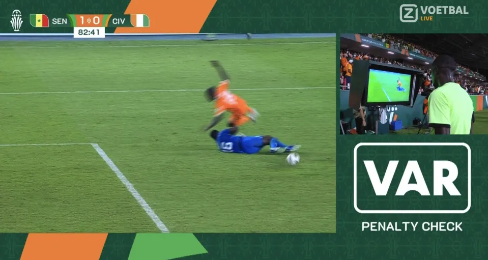 Pepe bi Mendy don nga trong vong cam