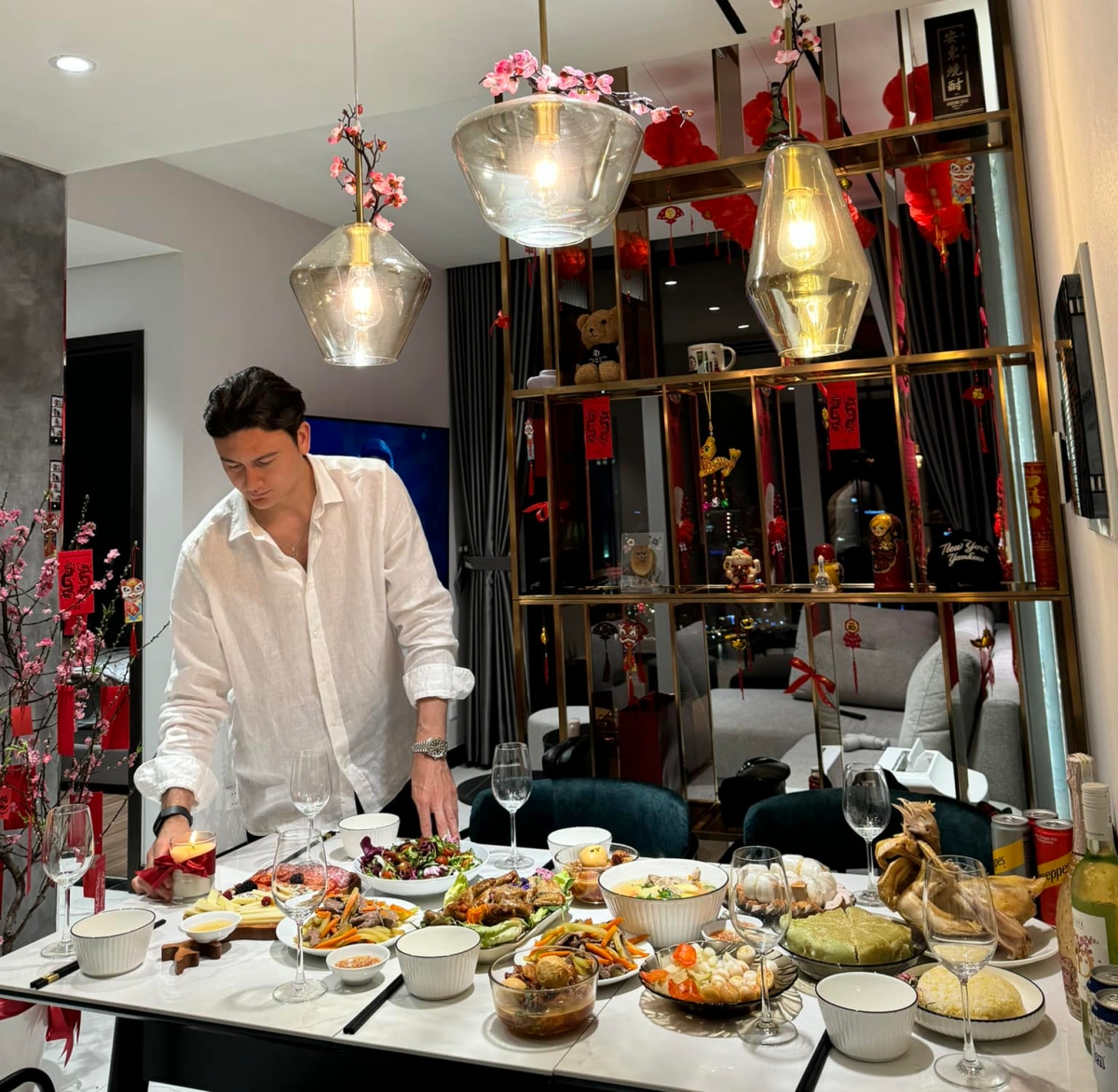 Dàn sao tuyển Việt Nam nô nức đón xuân sang 4