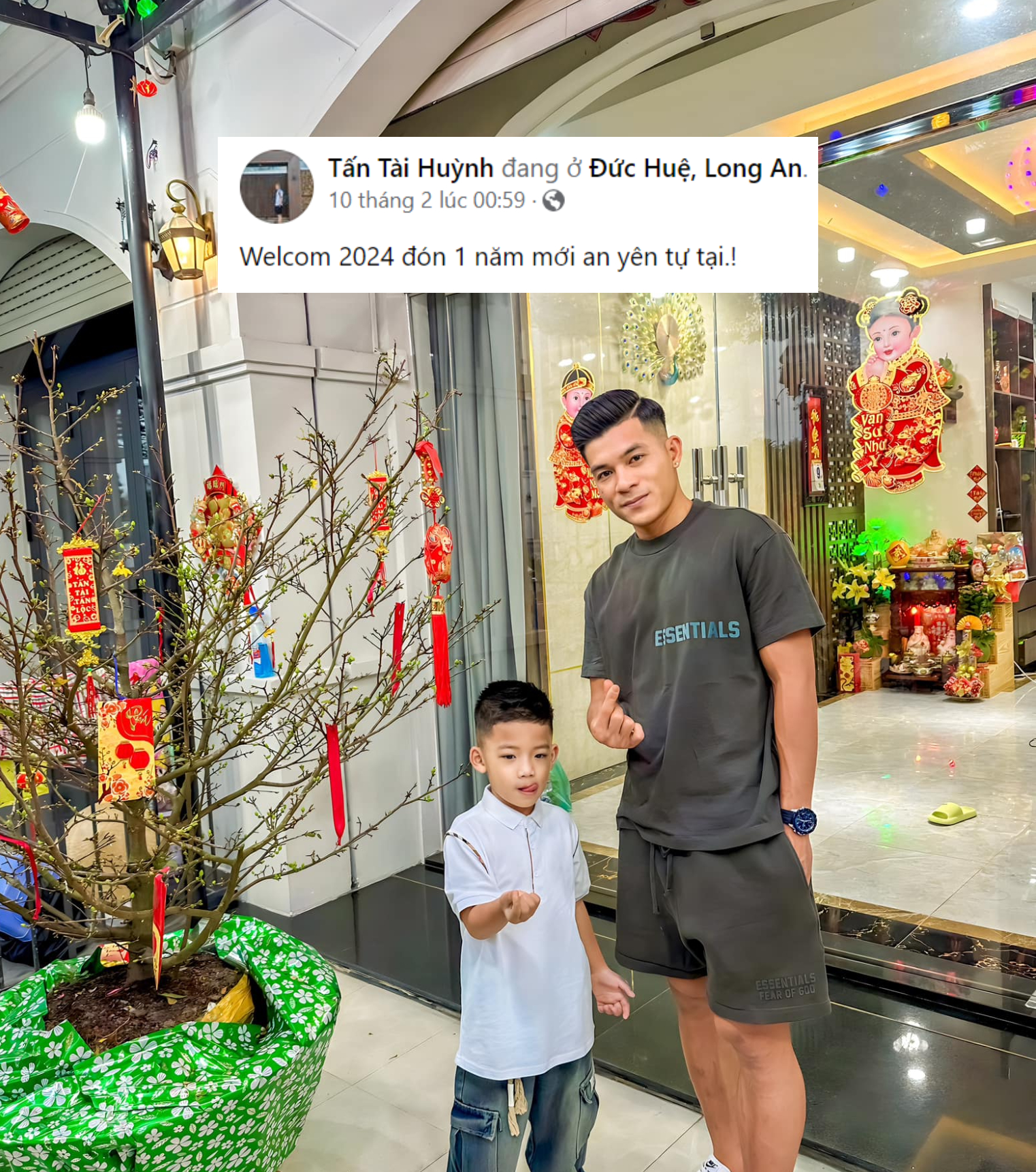 Văn Thanh bị giục cưới vợ khi đón Tết Giáp Thìn lẻ bóng 4 Văn Thanh bị giục cưới vợ khi đón Tết Giáp Thìn lẻ bóng 4