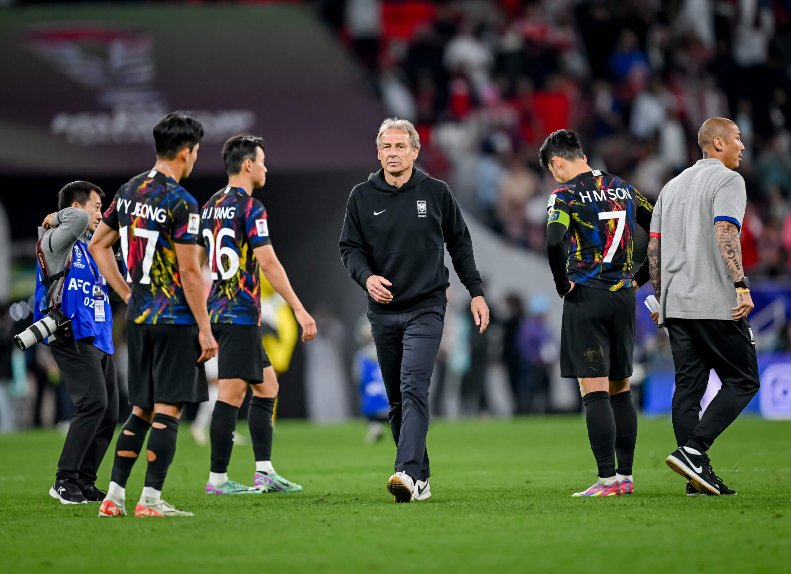 Những nụ cười bình thản của Klinsmann và một Hàn Quốc thiếu bản sắc 9