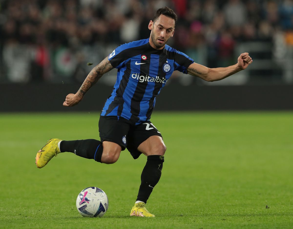 Hakan Calhanoglu Andrea Pirlo mới của Inter Milan 1 Hakan Calhanoglu Andrea Pirlo mới của Inter Milan 1