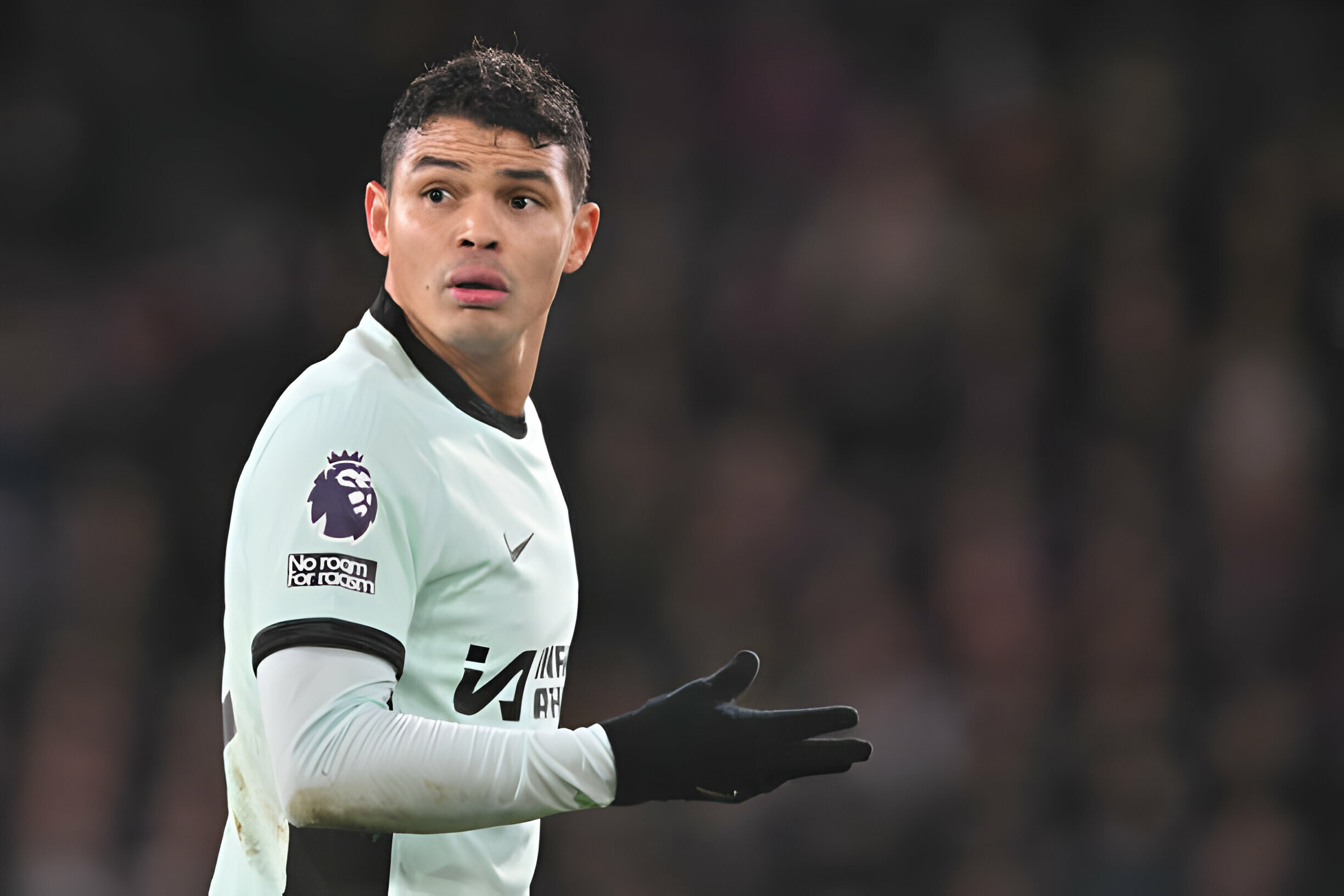 Thiago Silva khó dự trận Chung kết Carabao Cup 1