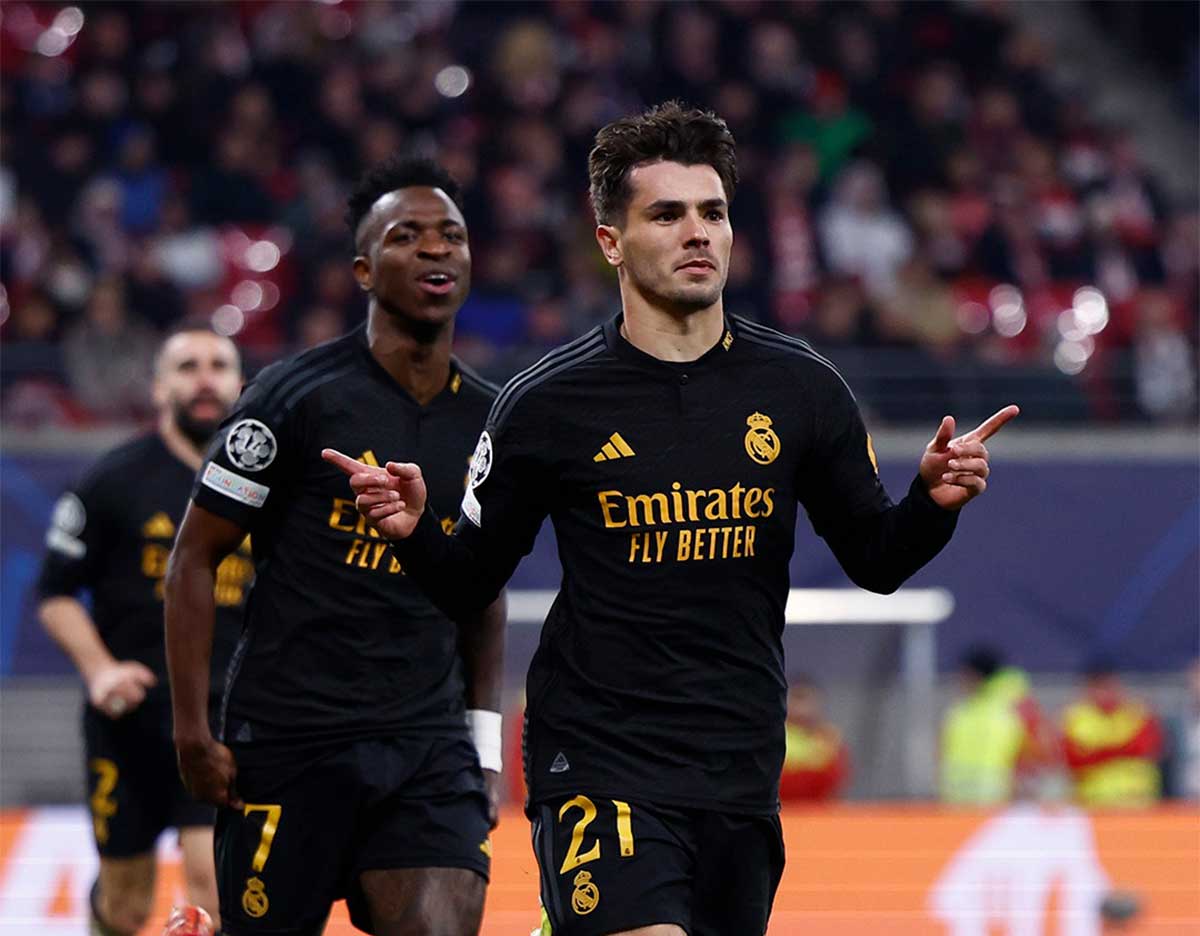 Thắng chật vật Leipzig, Carlo Ancelotti thừa nhận Real Madrid gặp may 1