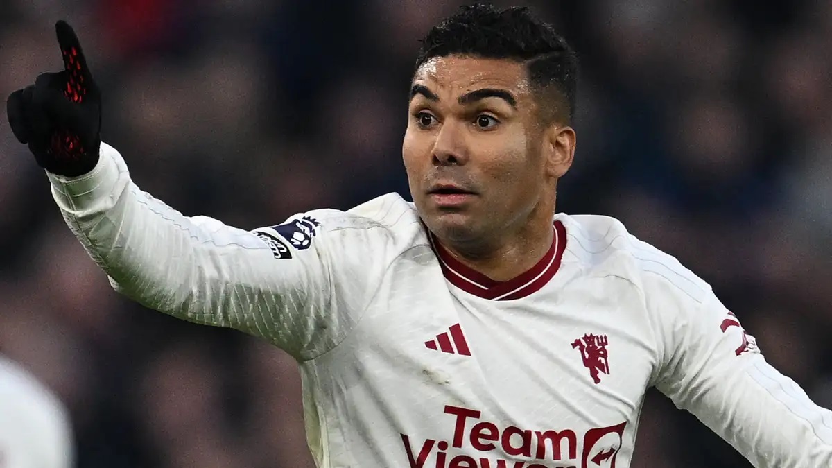 Casemiro không còn có thể bắt kịp tốc độ ở Ngoại Hạng Anh 1 Casemiro không còn có thể bắt kịp tốc độ ở Ngoại Hạng Anh 1