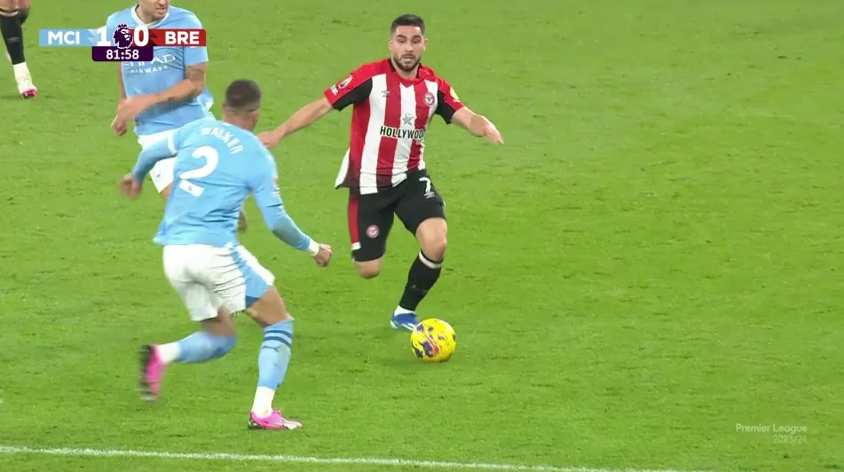 Kyle Walker hạ đo ván Neal Maupay tại Etihad 2