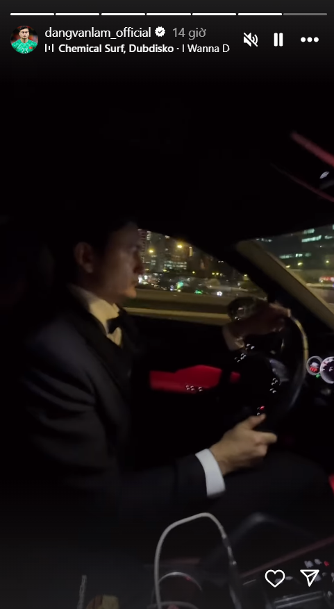 Quả bóng vàng của Đặng Văn Lâm 2 Quả bóng vàng của Đặng Văn Lâm 2