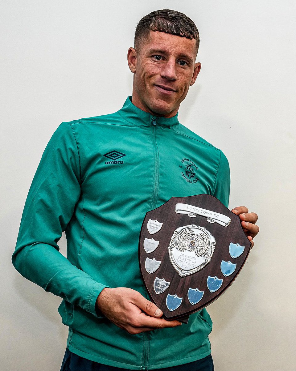 Ross Barkley Hồi sinh tuổi 30 1 Ross Barkley Hồi sinh tuổi 30 1