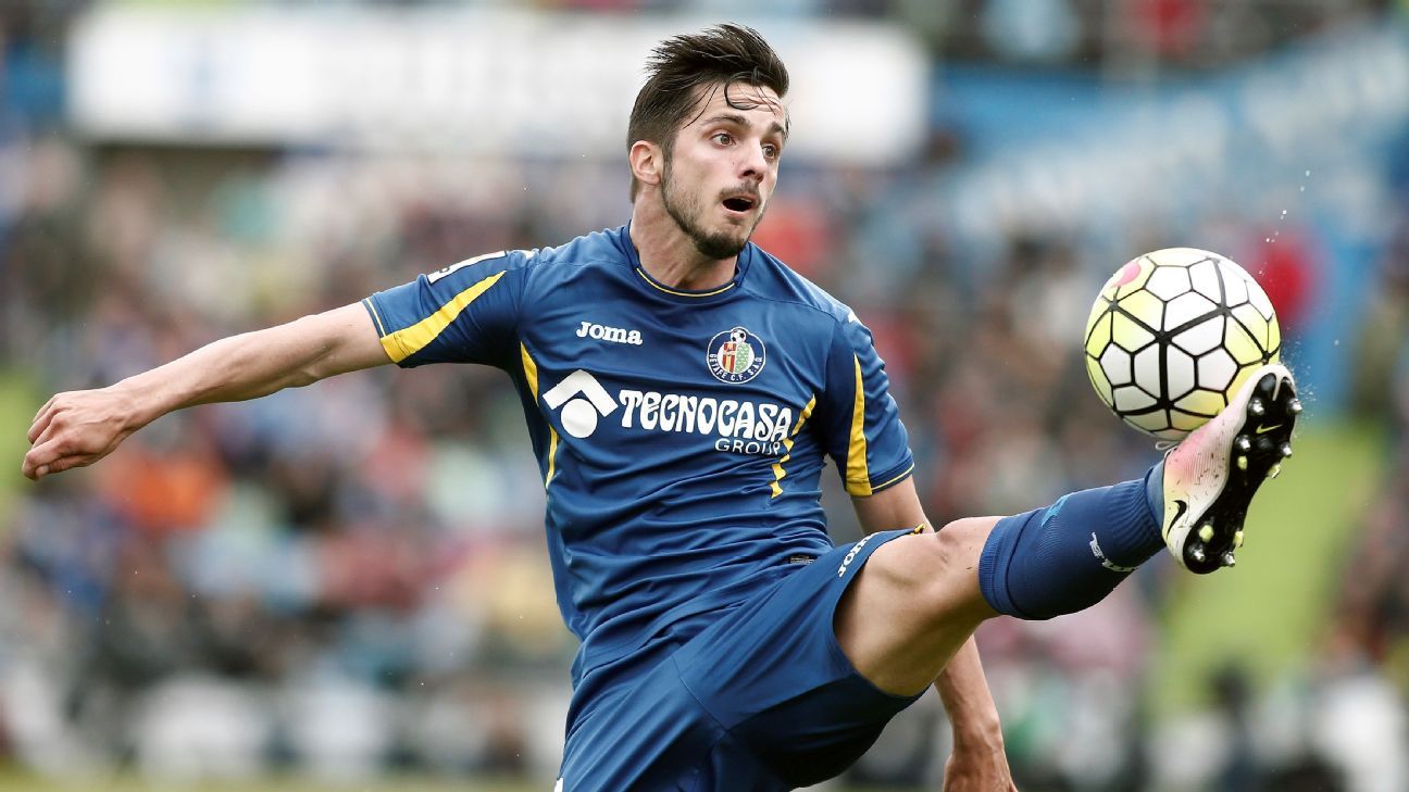 Hành trình đầy thăng trầm của bậc thầy sáng tạo Sarabia 2