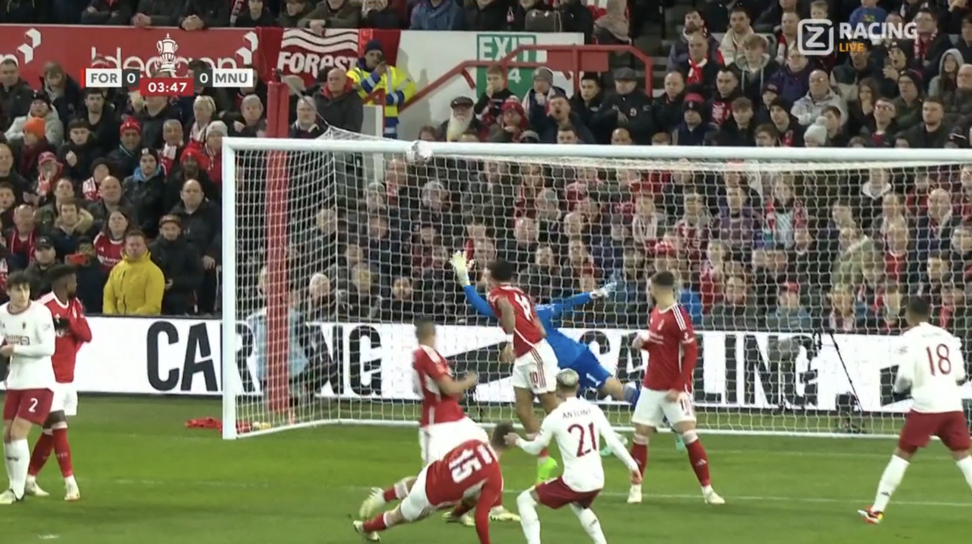 Thắng tối thiểu Nottingham, MU vào tứ kết FA Cup 3