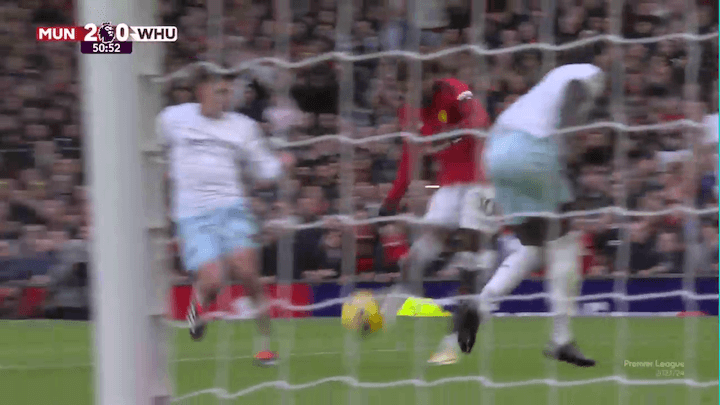 Không phải cứ sút mạnh là vào, Rashford cần thay đổi cách dứt điểm của bản thân! 15 Không phải cứ sút mạnh là vào, Rashford cần thay đổi cách dứt điểm của bản thân! 15