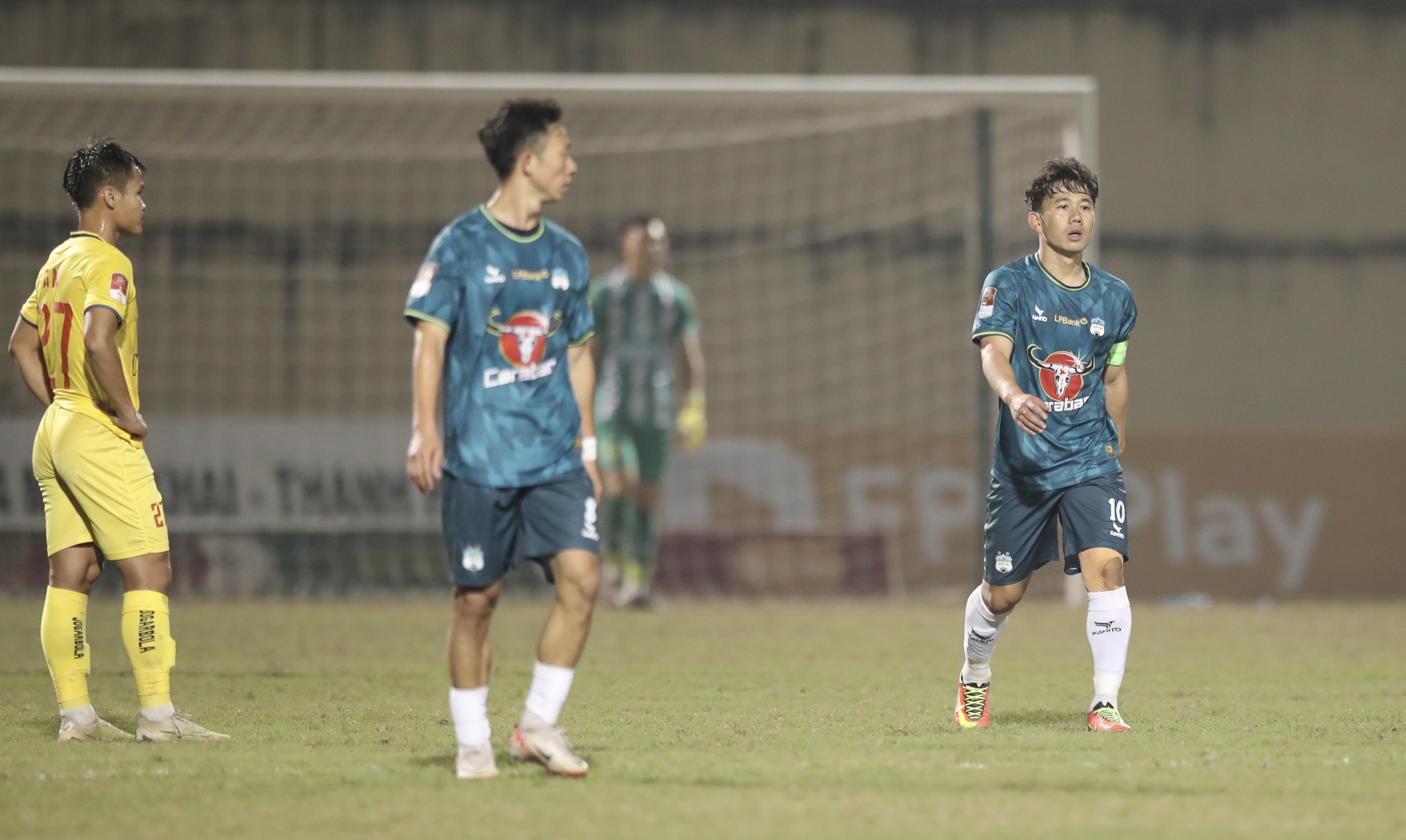 Minh Vương đề cao HLV Vũ Tiến Thành sau trận thắng Thanh Hóa 1