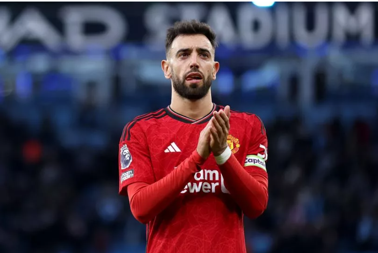 Bruno Fernandes nói về cơ hội vào Top 4 của MU sau trận thua Man City Bruno Fernandes noi ve co hoi vao Top 4 cua MU sau tran thua Man City