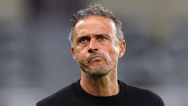 HLV Enrique than trong