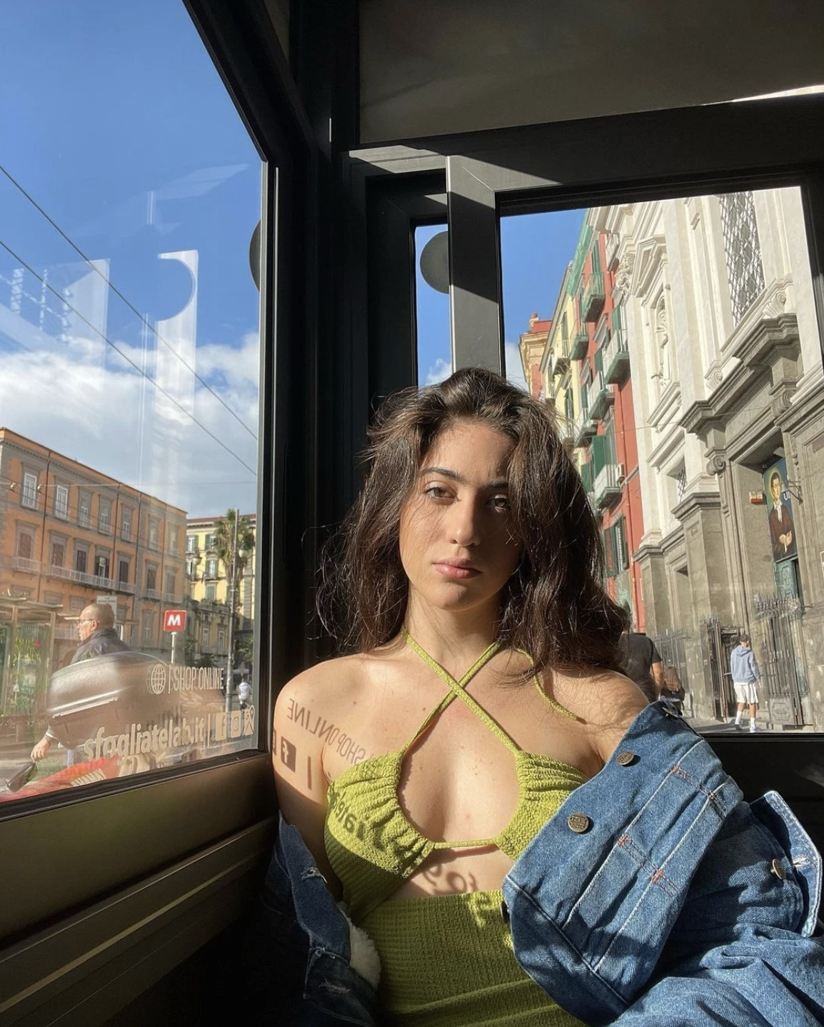 Siêu mẫu 20 tuổi bất chấp định kiến để trở thành trọng tài 4