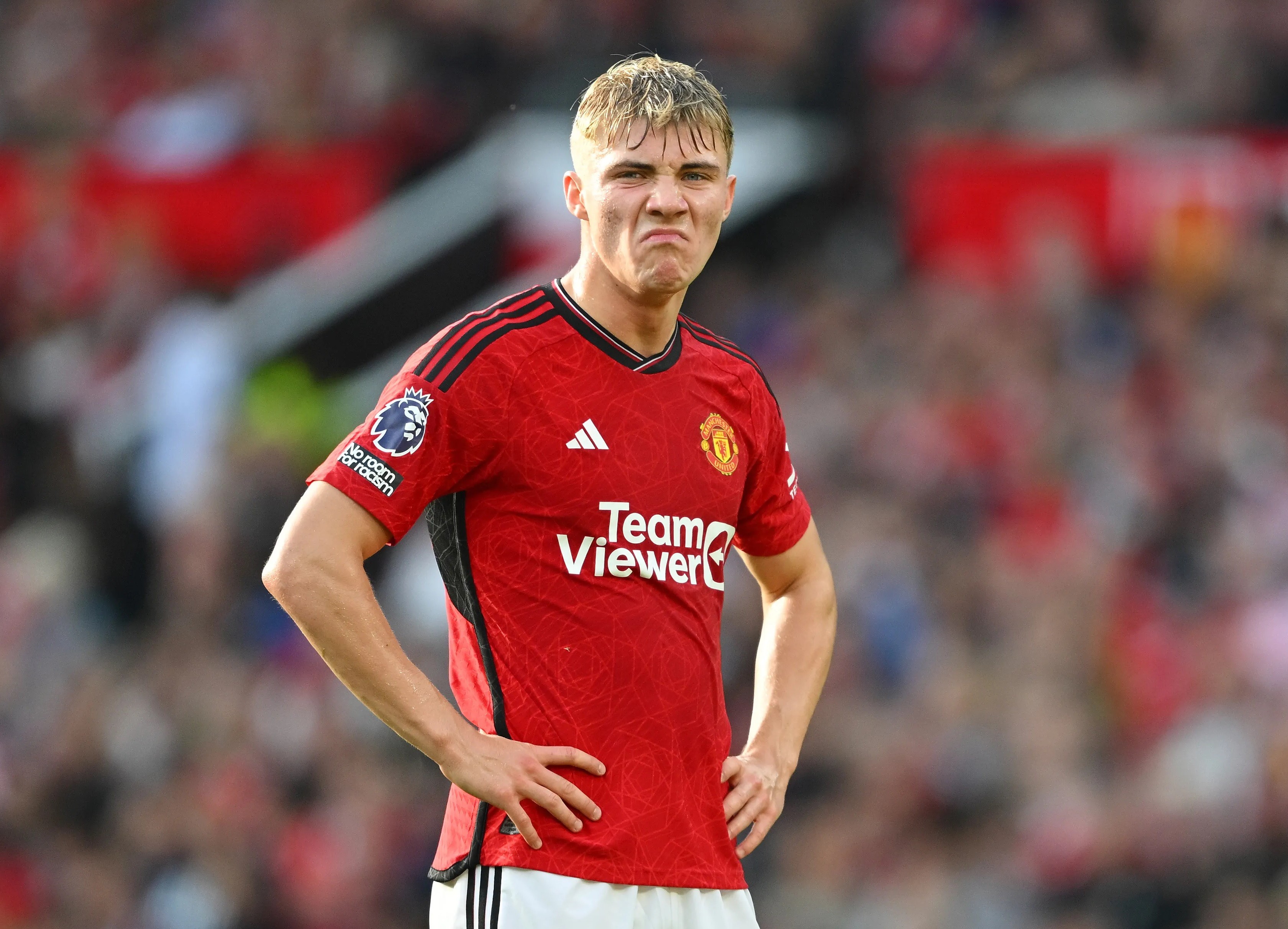 Erik ten Hag chật vật ở MU Chiến thuật nhượng bộ và sự thiếu tự tin 6 Erik ten Hag chật vật ở MU Chiến thuật nhượng bộ và sự thiếu tự tin 6