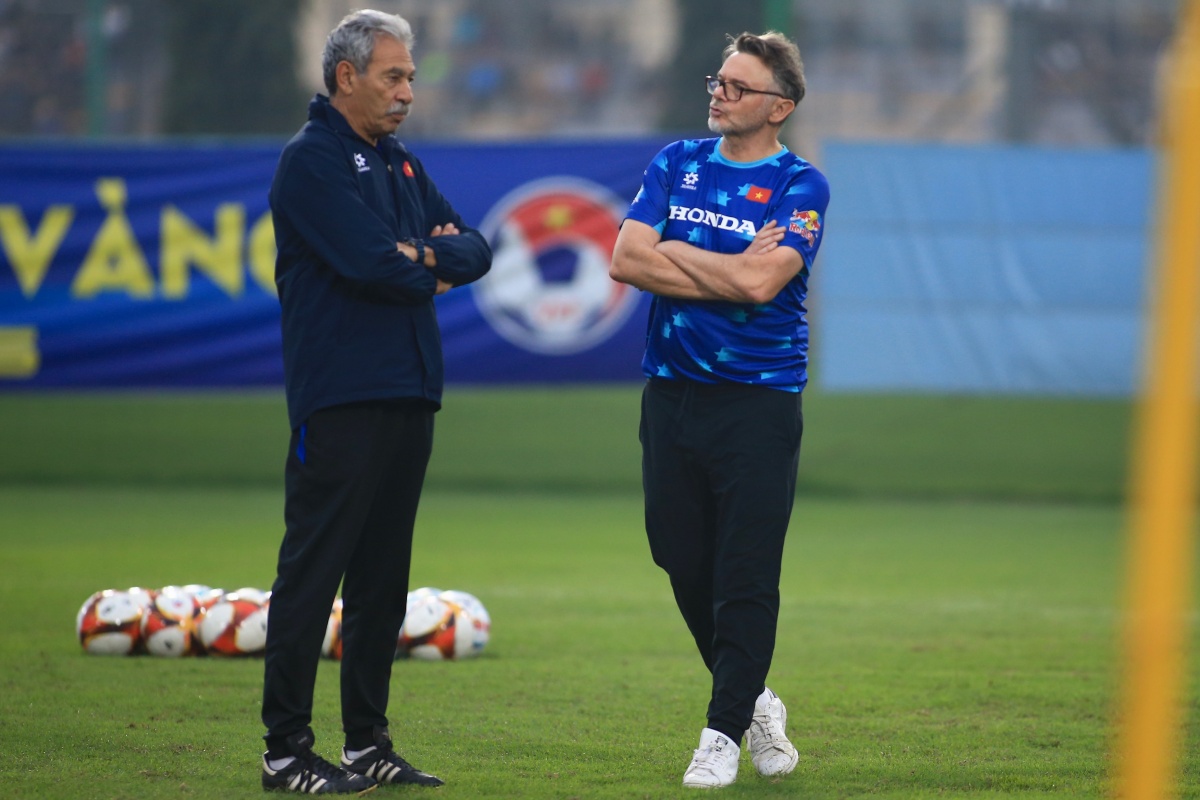 Tuyển Việt Nam tập bài độc, sẵn sàng đối phó Indonesia 7