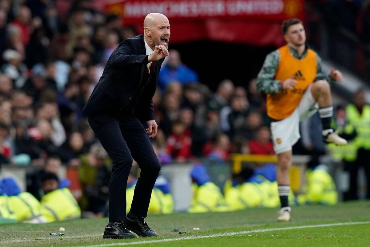 HLV Erik ten Hag vs Liverpool
