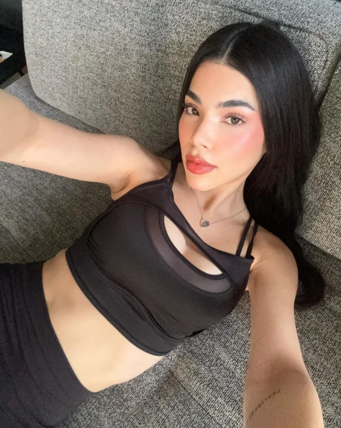 Điểm mặt những nàng WAGs đẹp nhất của ĐT Brazil 2