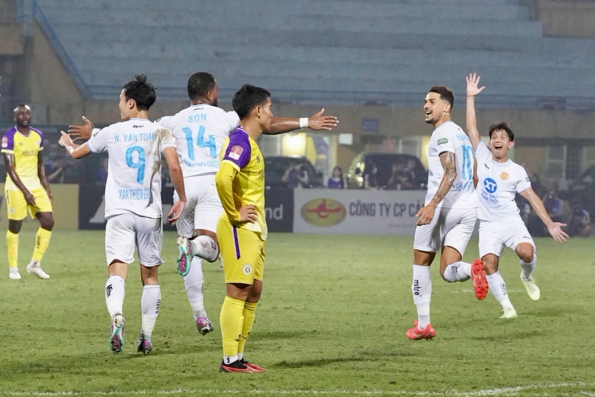 Rafaelson Ha Noi vs Nam dinh