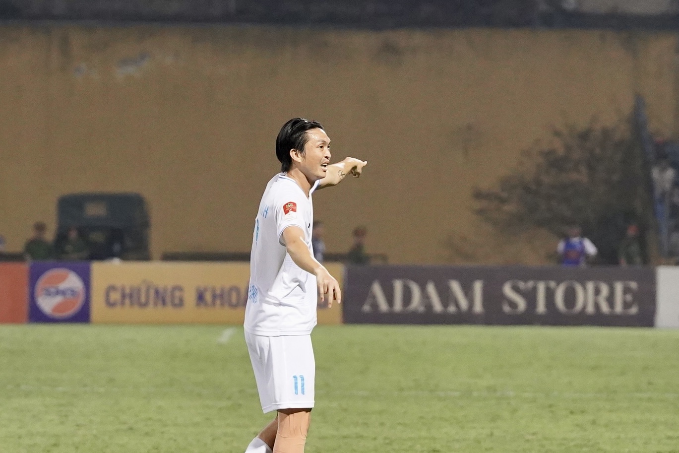 Tuấn Anh đổi số áo tại CLB Nam Định chỉ sau 1 trận 1