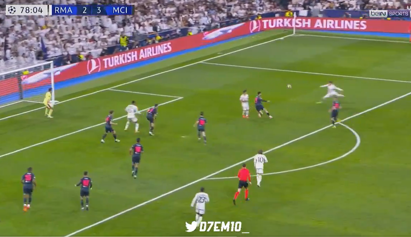 Admire Federico Valverde's masterpiece against Man City 3