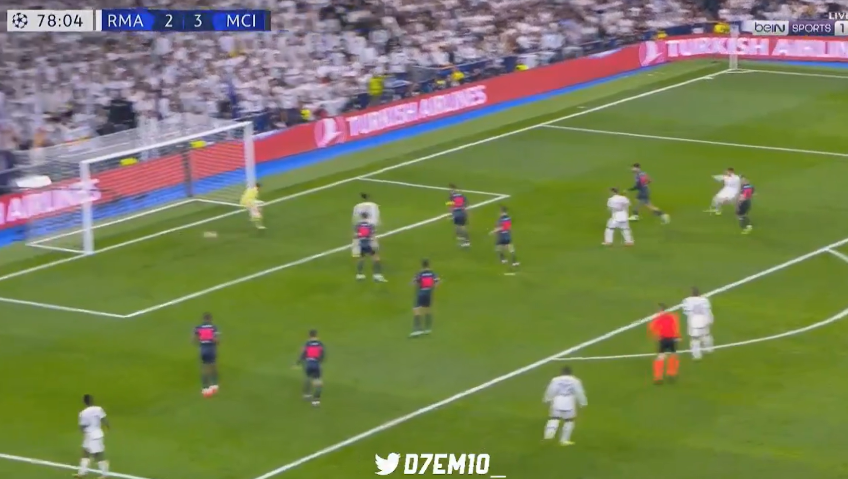 Admire Federico Valverde's masterpiece against Man City 4