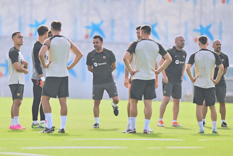 Xavi-training-768x515