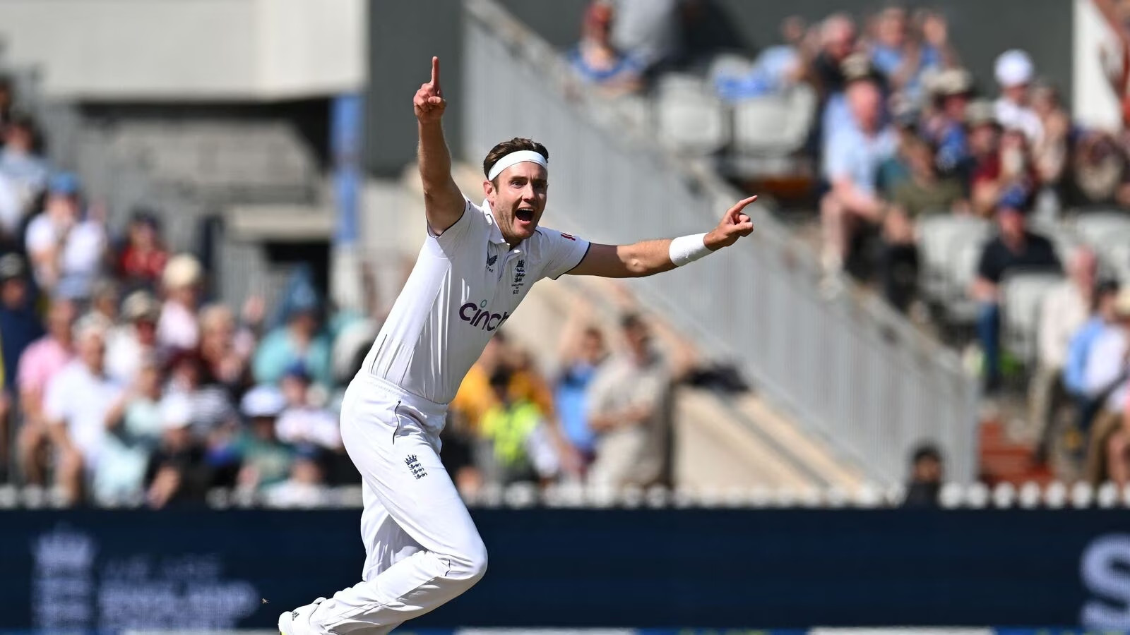 Ronaldo, rốt cuộc anh đang làm cái gì vậy 1 Ronaldo, rốt cuộc anh đang làm cái gì vậy 1