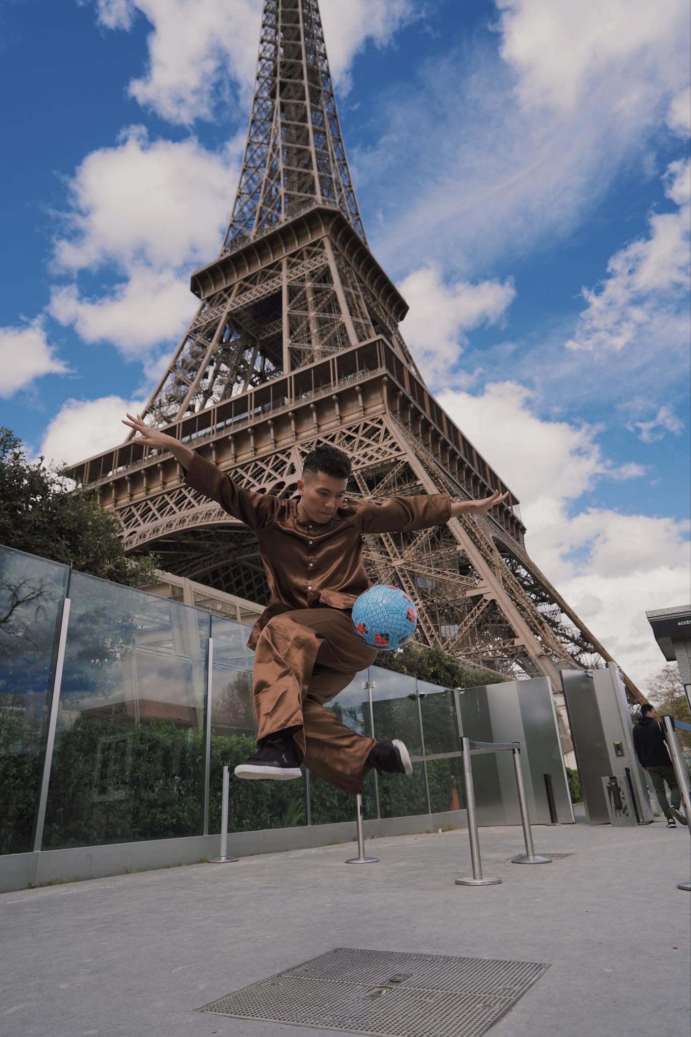 Đỗ Kim Phúc có cơ hội biểu diễn trước sự chứng kiến của Griezmann, Morata… 2