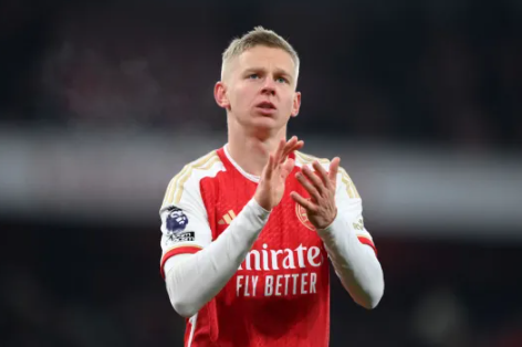 Chris Sutton len tieng bao ve hau ve Oleksandr Zinchenko