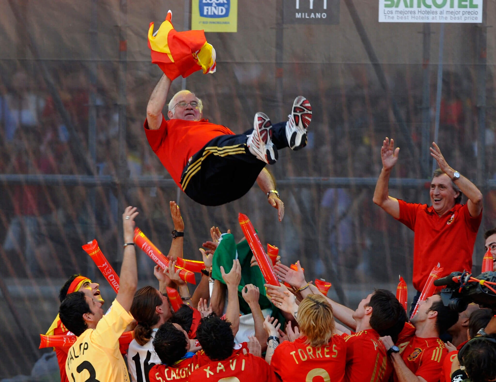 Tây Ban Nha tại EURO 2008 Đổi mới, thách thức và chất thép của Marcos Senna 2