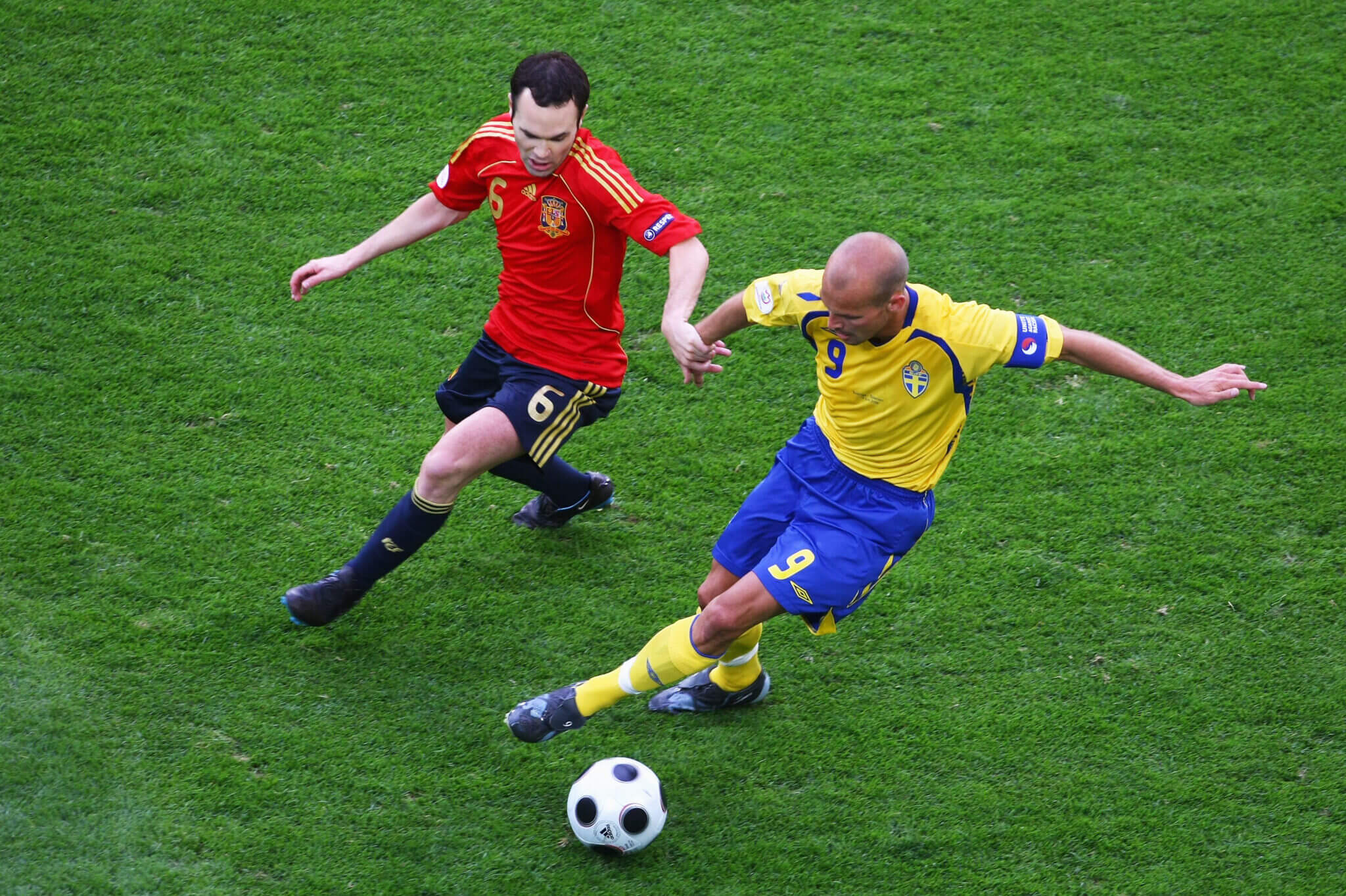 Tây Ban Nha tại EURO 2008 Đổi mới, thách thức và chất thép của Marcos Senna 3