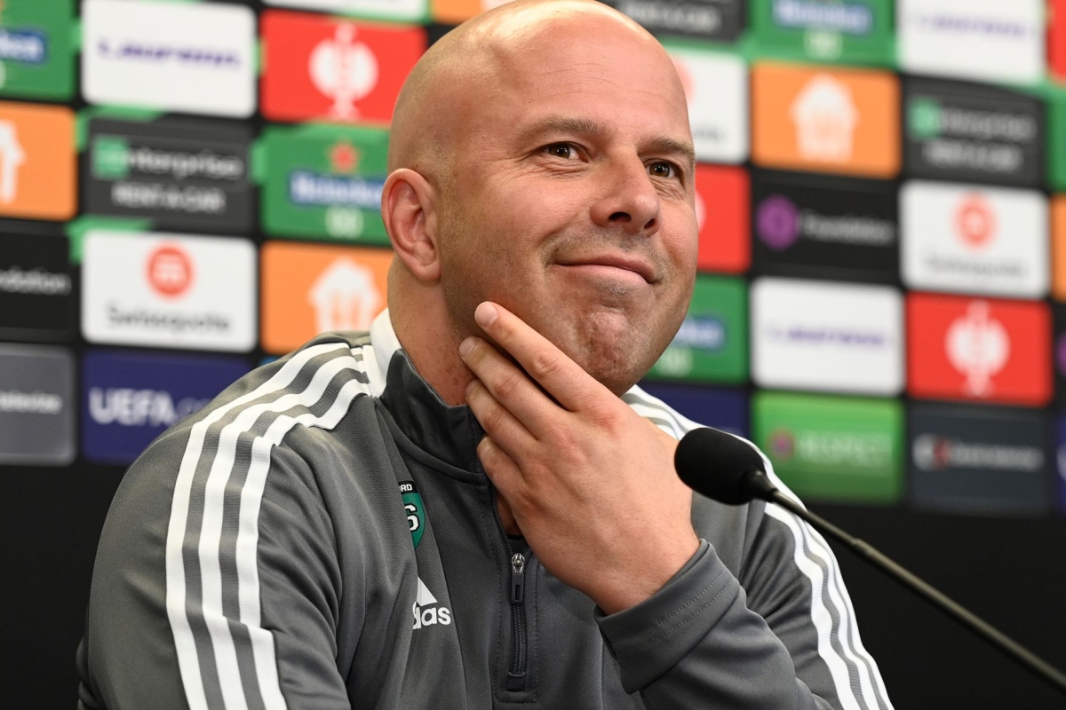 HLV Arne Slot.duoc cho la se dan dat Liverpool mua toi