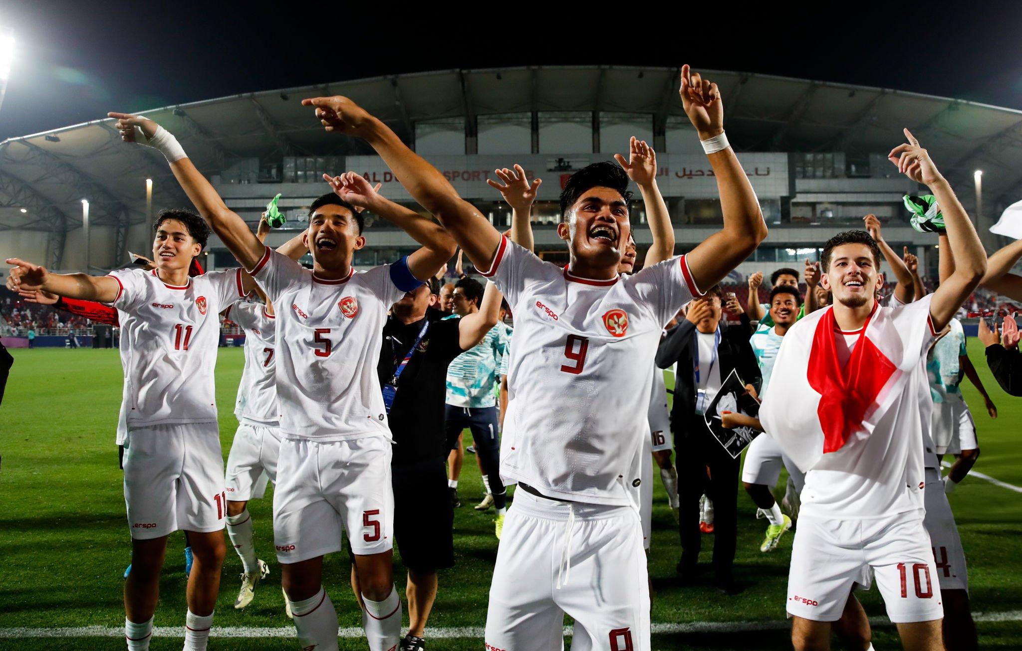 Bữa ăn đáng nhớ của HLV Shin Tae Yong 3 Bữa ăn đáng nhớ của HLV Shin Tae Yong 3