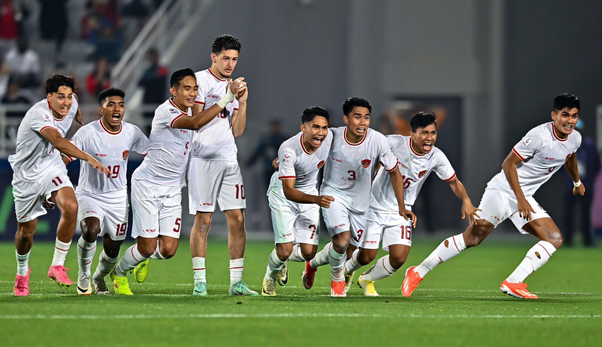 Bữa ăn đáng nhớ của HLV Shin Tae Yong 4 Bữa ăn đáng nhớ của HLV Shin Tae Yong 4