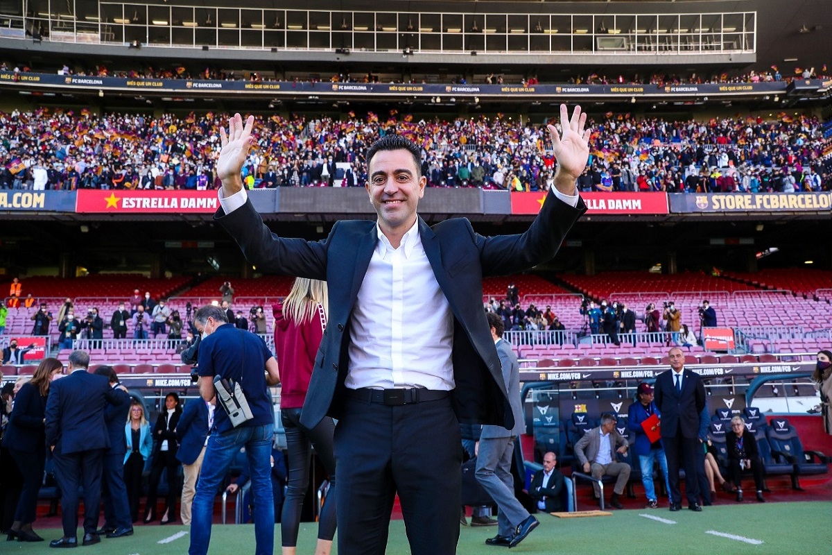 Xavi ở lại Barcelona Giá trị của tình yêu 3