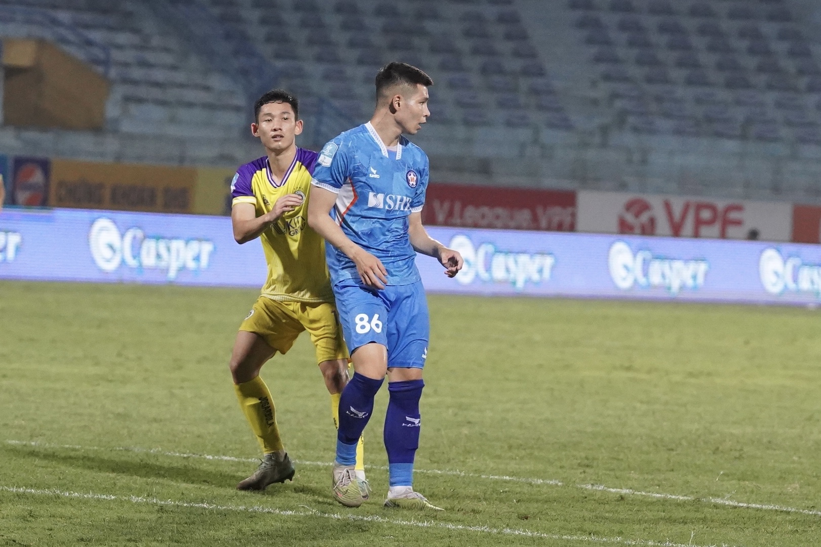 Tuấn Hải kém duyên, Hai Long lên tiếng đưa Hà Nội vào bán kết Cúp QG 6 Tuấn Hải kém duyên, Hai Long lên tiếng đưa Hà Nội vào bán kết Cúp QG 6