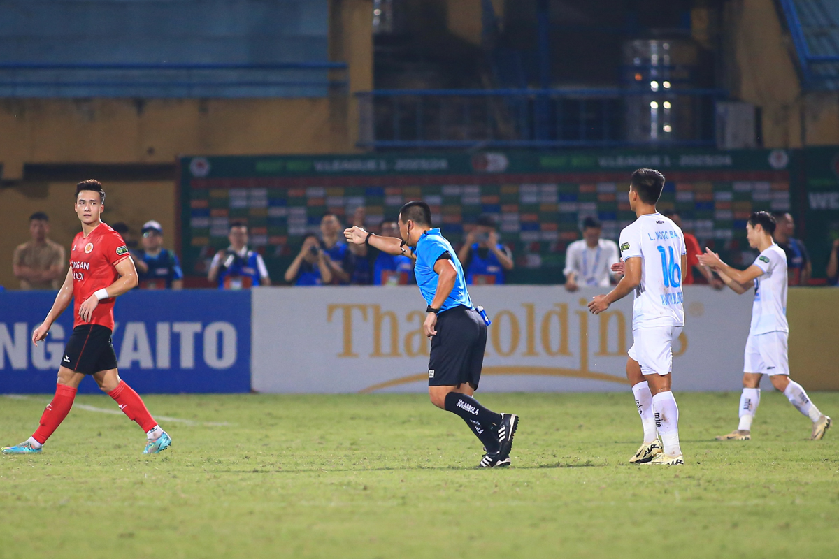 CAHN vs Nam Định Đỉnh cao chiến thuật 7