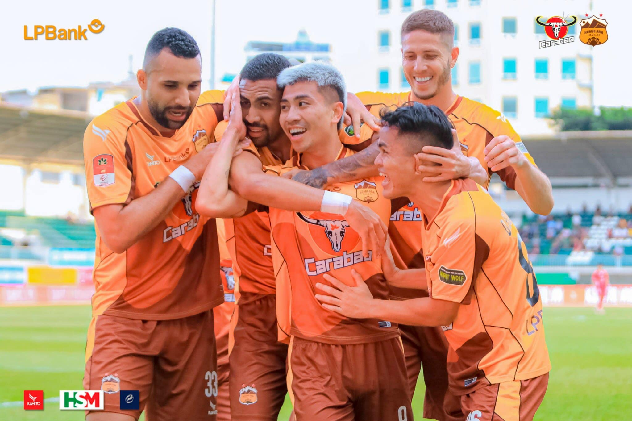 Cuộc đua trụ hạng V-League Khi HAGL ở thế thượng phong 1 Cuộc đua trụ hạng V-League Khi HAGL ở thế thượng phong 1