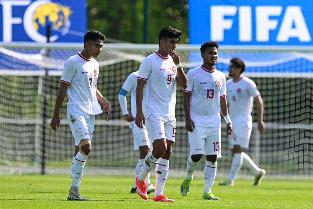 HLV Shin Tae Yong báo tin vui cho ĐT Việt Nam ở AFF Cup 1