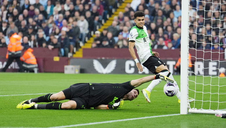 Điểm tin sáng 145 Man Utd tiến hành sửa chữa SVĐ Old Trafford 1