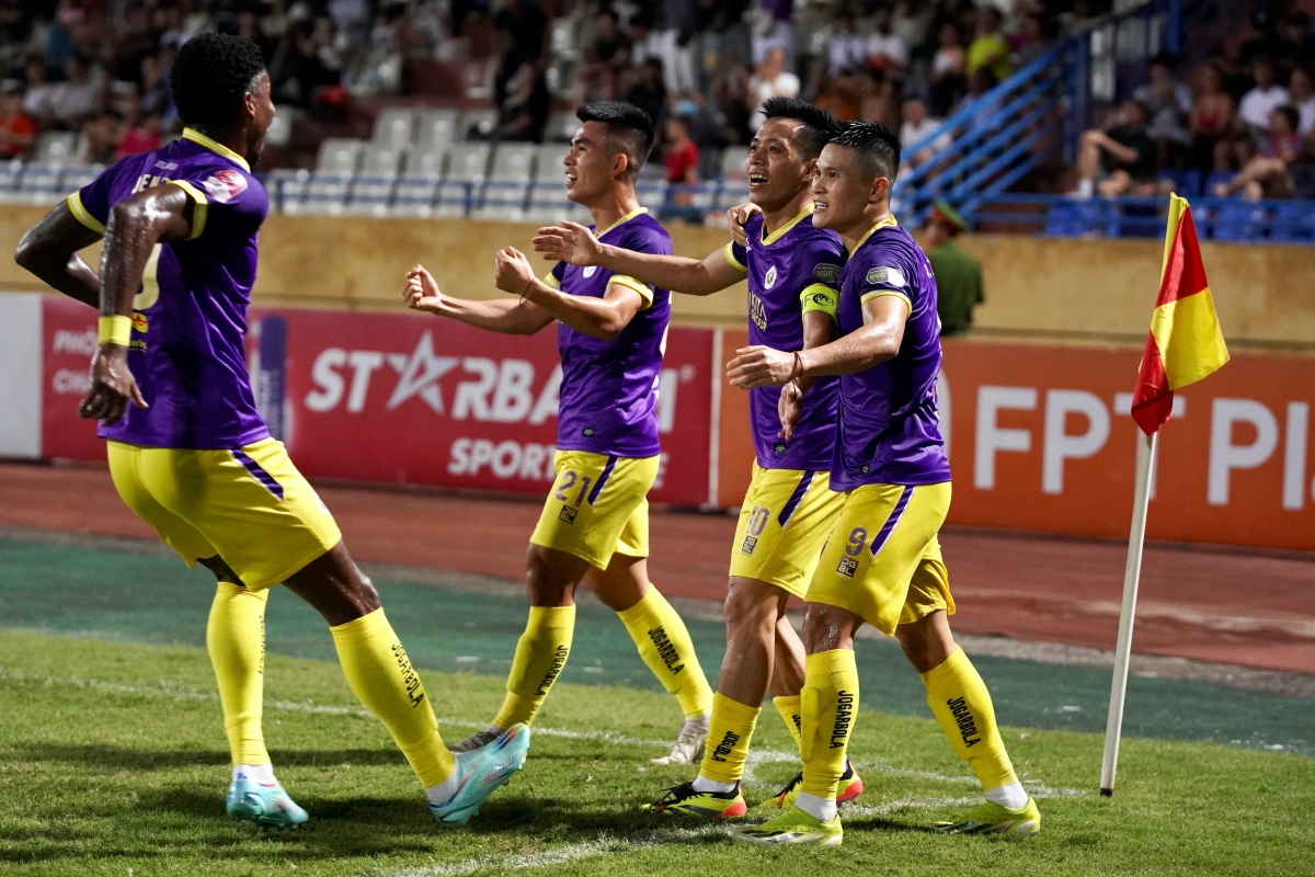 Bùi Tiến Dũng hết phép, HAGL chấm dứt chuỗi trận bất bại 8