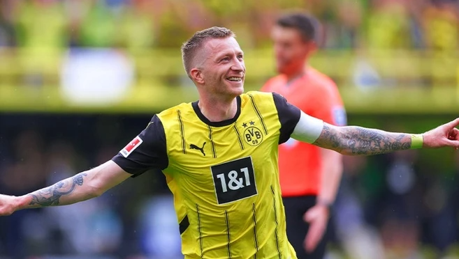 Xúc động với khoảnh khắc cuối cùng của Marco Reus tại Signal Iduna Park 3 Xúc động với khoảnh khắc cuối cùng của Marco Reus tại Signal Iduna Park 3