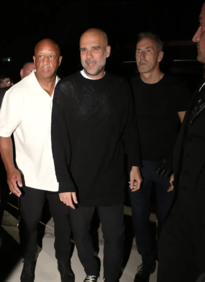 HLV Pep Guardiola bật đèn xanh để dàn sao Man City tiệc tùng thâu đêm 1