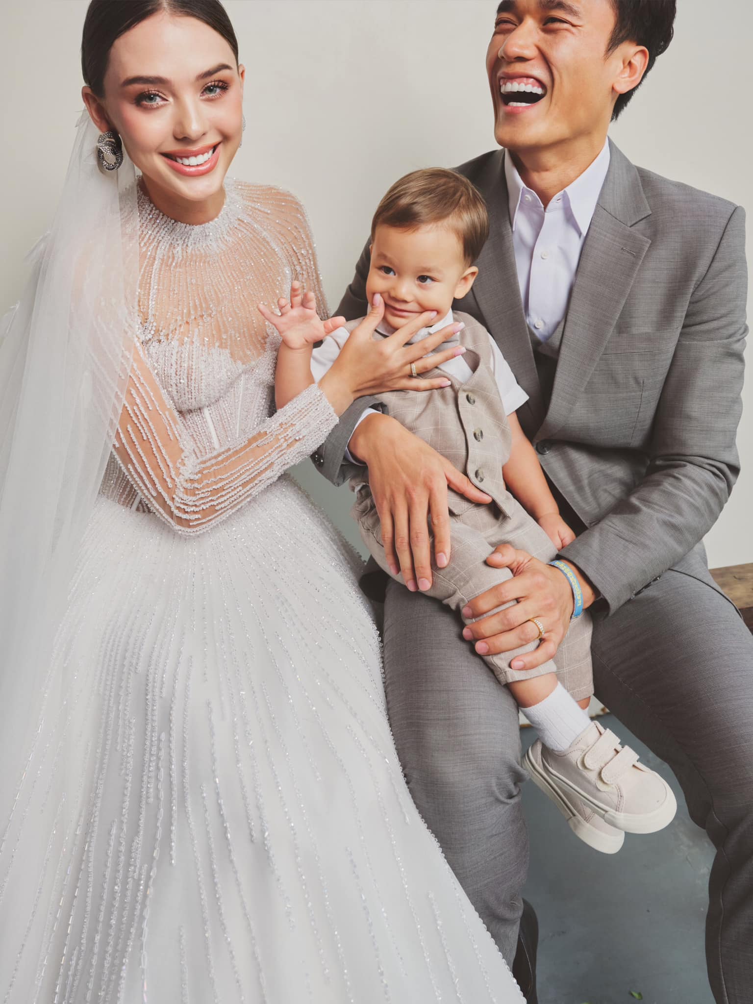 Bùi Tiến Dũng gây sốt với bộ ảnh kỷ niệm 2 năm ngày cưới 2